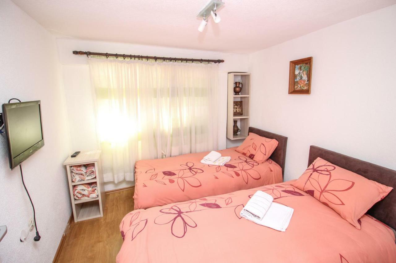 Apartmani Mishe Vevčani Exteriér fotografie